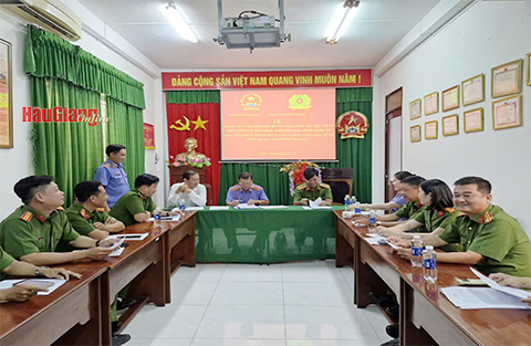 Ký kết quy chế phối hợp về xác minh tố giác, tin báo giữa các đơn vị chức năng trong công an nhân dân và các cơ quan có thẩm quyền.